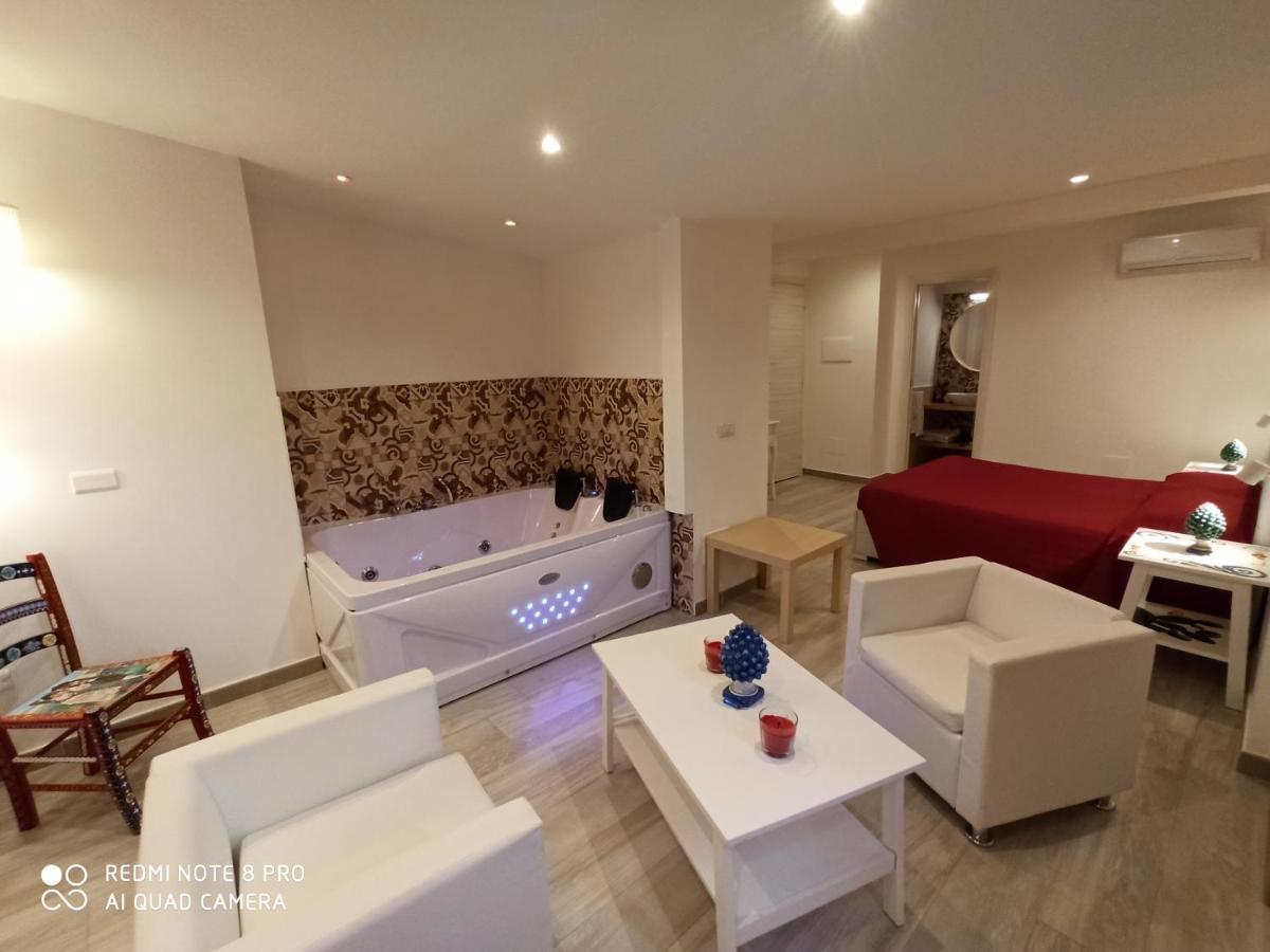 B&B Triskeles Giardini Naxos Ngoại thất bức ảnh