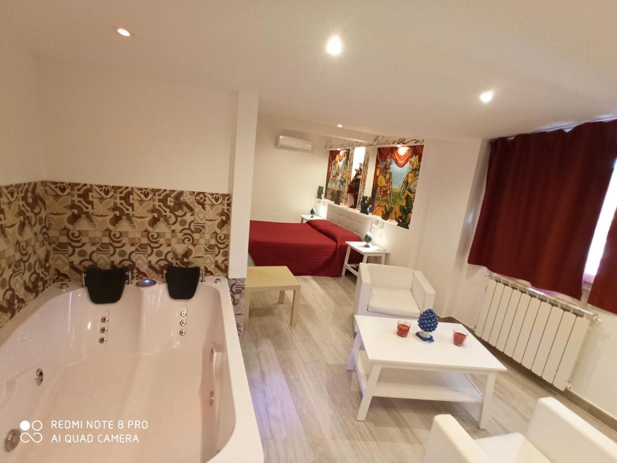 B&B Triskeles Giardini Naxos Ngoại thất bức ảnh